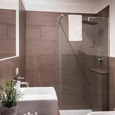 Real Umberto I° - Kalsa Apartman